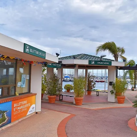 Studio In Golfe Juan With Wonderful Mountain View And Balcony 700 M From The Beach Vallauris
