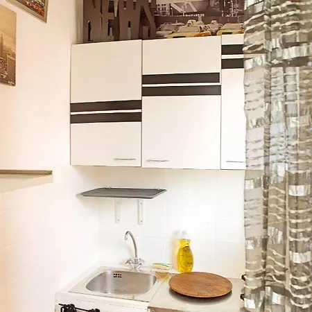 Studio In Golfe Juan With Wonderful Mountain View And Balcony 700 M From The Beach *
